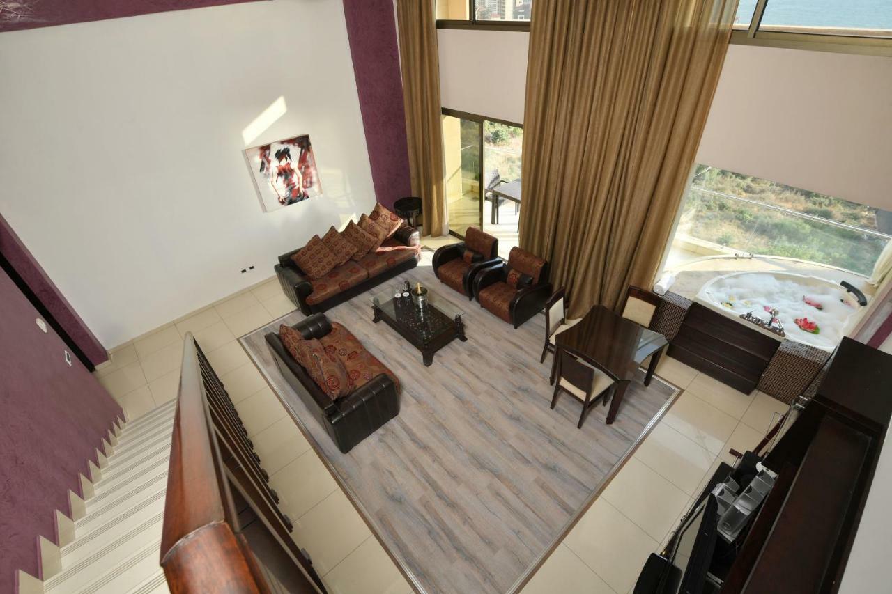 Hollywood Inn Boutique Hotel Jounieh Exterior foto